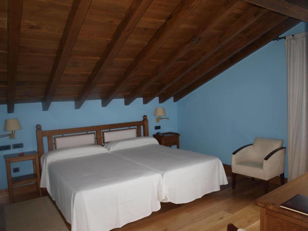 Hotel Don Silvio Colombres Zewnętrze zdjęcie