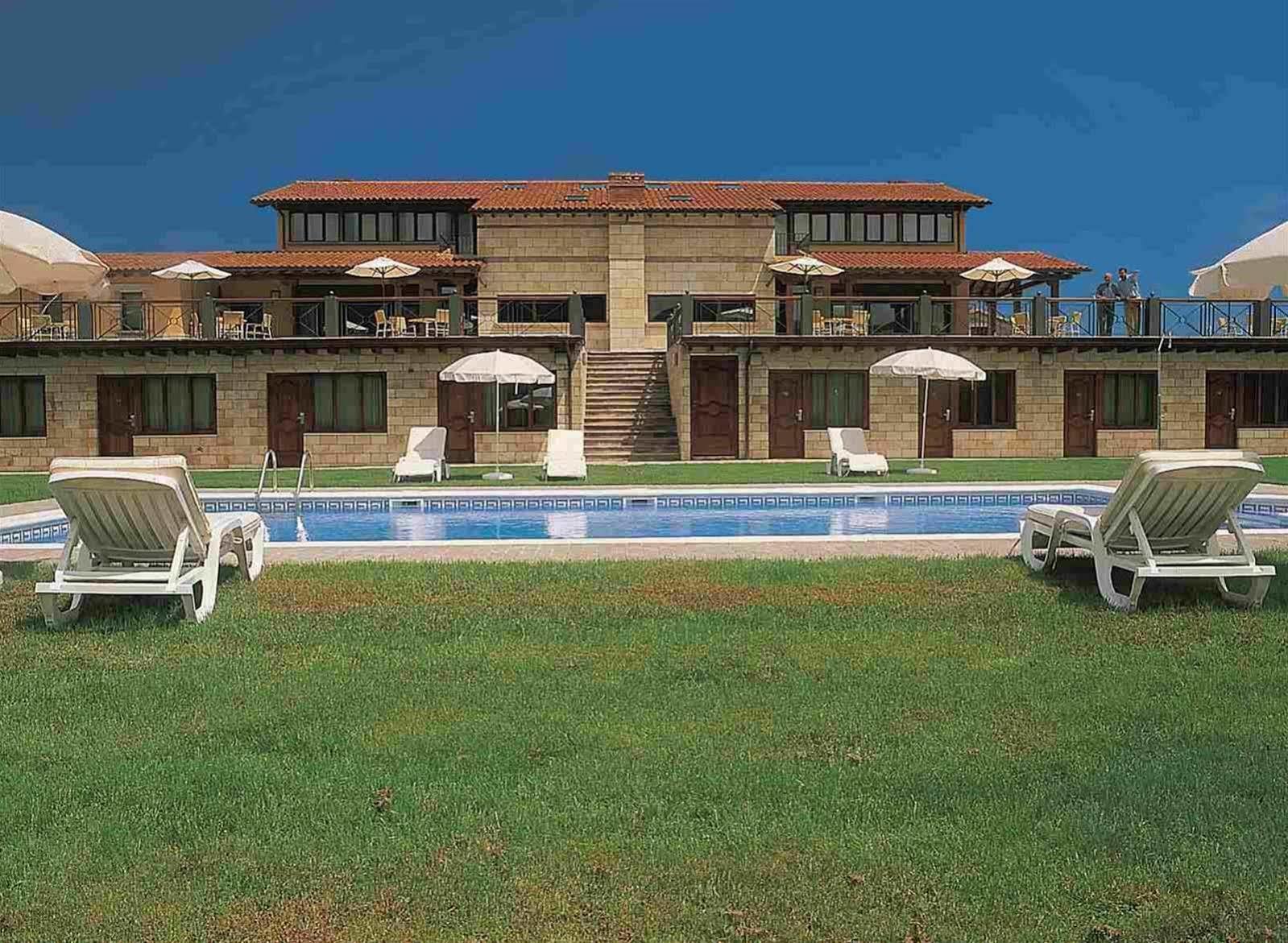 Hotel Don Silvio Colombres Zewnętrze zdjęcie